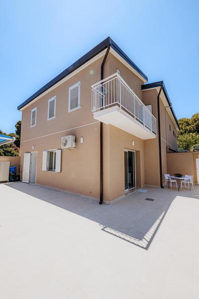 Casa Zefiro Fontane Bianche