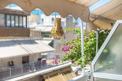 DiPeJo Athens luxurious penthouse apartment in the Hilton area