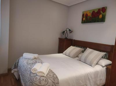 Avello Oviedo con Parking