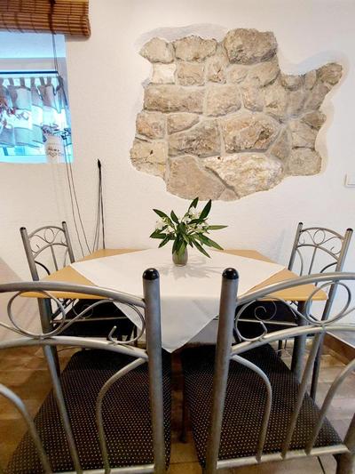 Anana Apartment