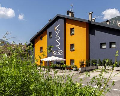 Kyrr Smart Mountain Retreat