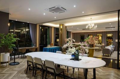 Seastar Hotel and Service Apartment