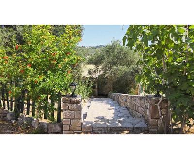 Adamantia Newly Built Room A4