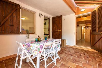 Casa al mare con ampia veranda