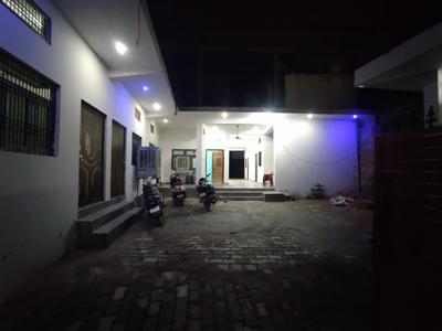 A V Palace