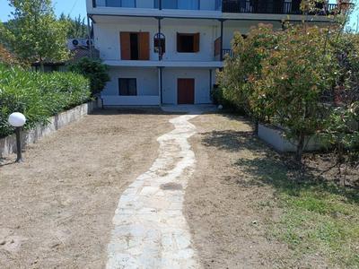 Diafanos Beach Apartments