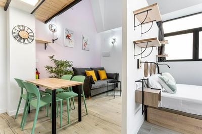 Marie Curie Flats, Lovely Loft
