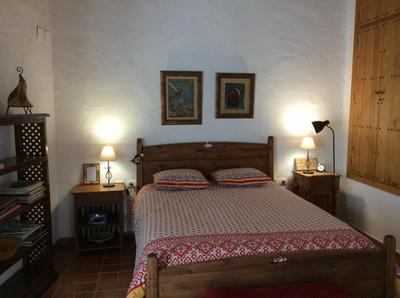 Charming house with mountain views in Alájar