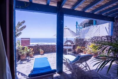 Dmytri's Original La Fonda Restaurant & Hotel