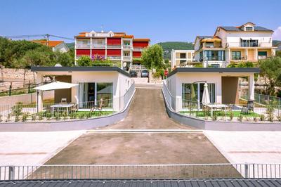 Arti Holiday Homes