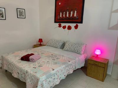 Modern Studio in Bari historic centre 40 m² air conditioning