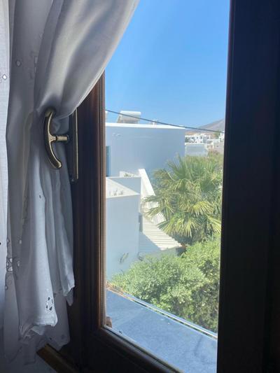 Fisilanis Beachfront Hotel