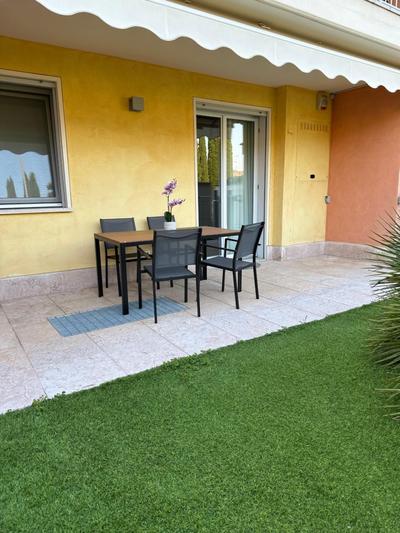 ArtOfLiving-Nuovo appartamento con piscina vicino al lago