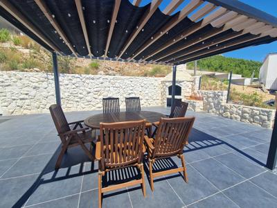 Villa Lea with a beautiful view and swimming pool