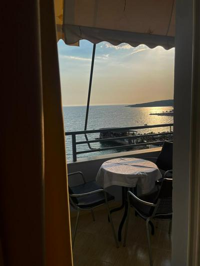 Blue Horizon Apartment