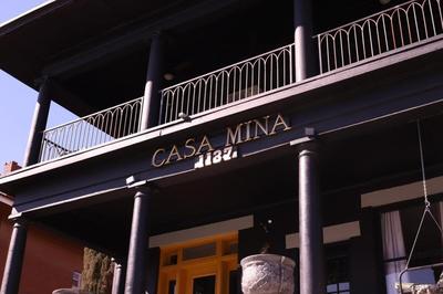 Cozy Casa Mina 1BR Near Downtown Parking
