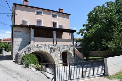 Apartments Kamelija