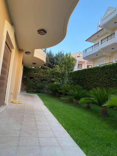 Spyros Apartment