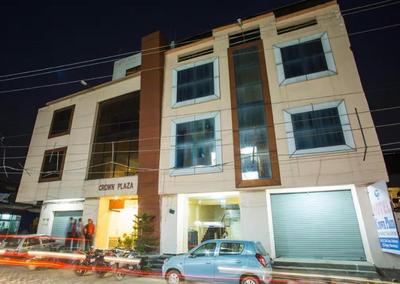 Hotel Crown Plaza