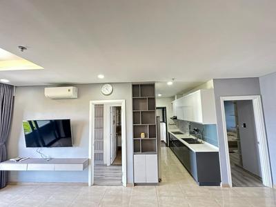 Luxury Apartment inside Monarchy