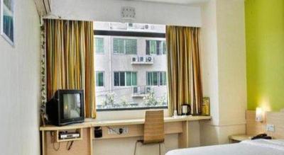 7 Days Inn Zhangzhou PingHe Branch