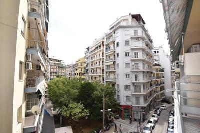 Huge n Happy Apartment