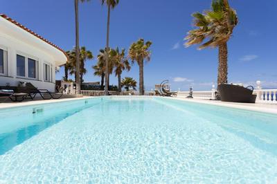 Atlantic Dream with pool and jacuzzi Only Adults