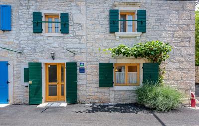 Rustic Villa Diana with pool near Rovinj