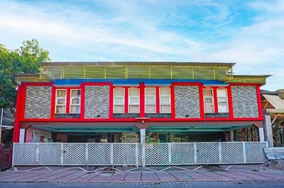 OYO 91743 Choirul Residence