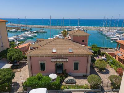 Villa Liberty Rosa