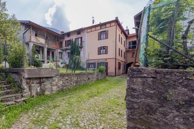 Cà dei Brenta - Orchard - Valle Intelvi - Como