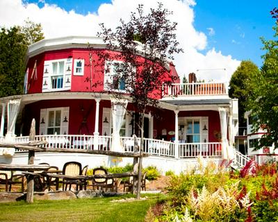 Auberge de la Tour du Lac