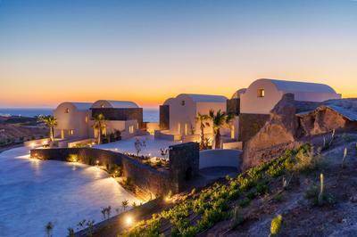 Halo Santorini - Living Experience