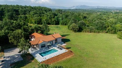 Villa Photinia
