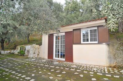 Hotel Emerald and Suites