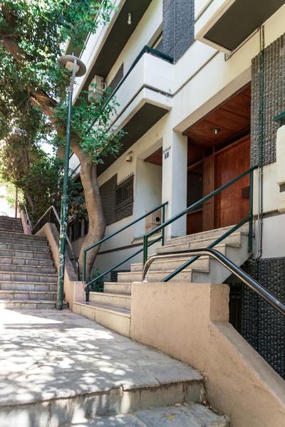 Mets gem with balcony near Acropolis