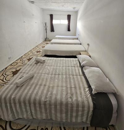 LÍAH Hostel & Suites
