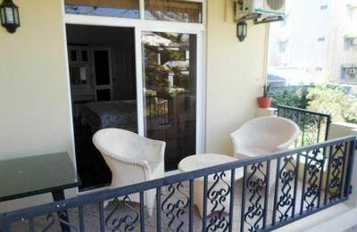 Cozy studio in Trou-aux-Biches 35 m² with lovely garden balcony