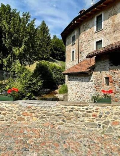 Nella corte dell'Oste