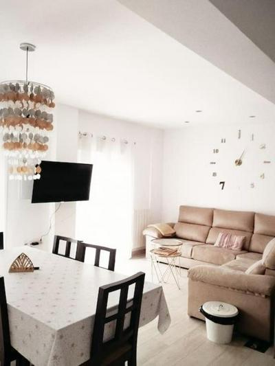 Center Wifi parking free