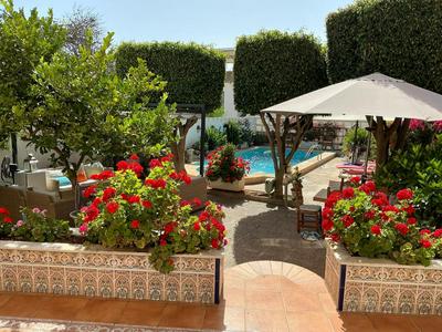 Large Villa private pool and garden near beach