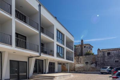 Star Apartments