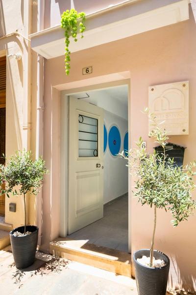 Smyrni Rethymno Suites