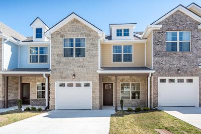 1 King 3 Queens Ground Room Washer & Dryer