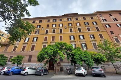 Prestigious Re di Roma Apartment