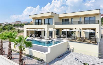 4 Bedroom Awesome Home In Maslenica