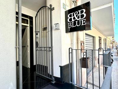 B&B Blue