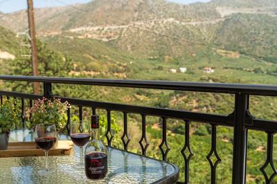 Stunning Mountain View - Authentic Cretan Village