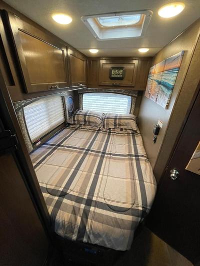 AJ-XL RV Rental