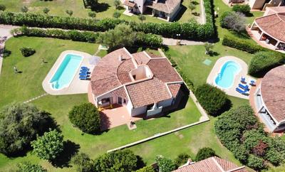 Villas with private pool just 400 meters from the Costa Rei - beach